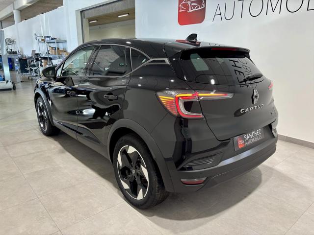 Renault Captur image 2