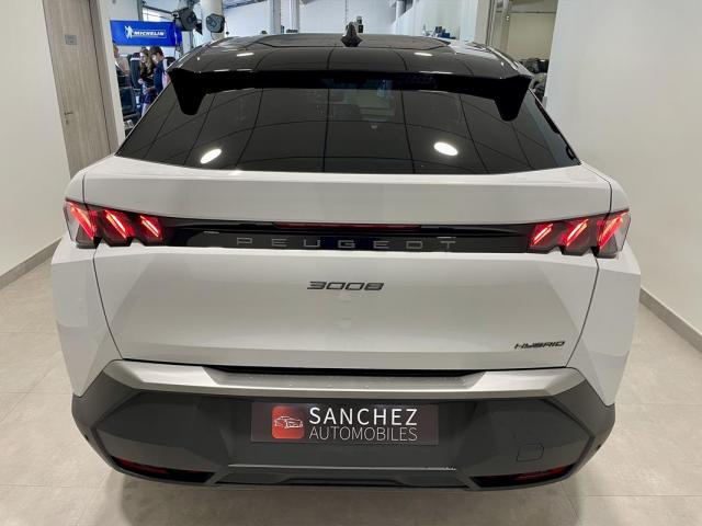Peugeot 3008 image 2