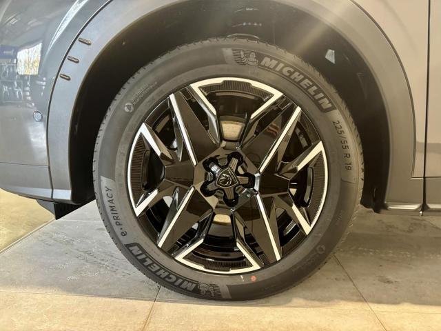 Peugeot 3008 image 8