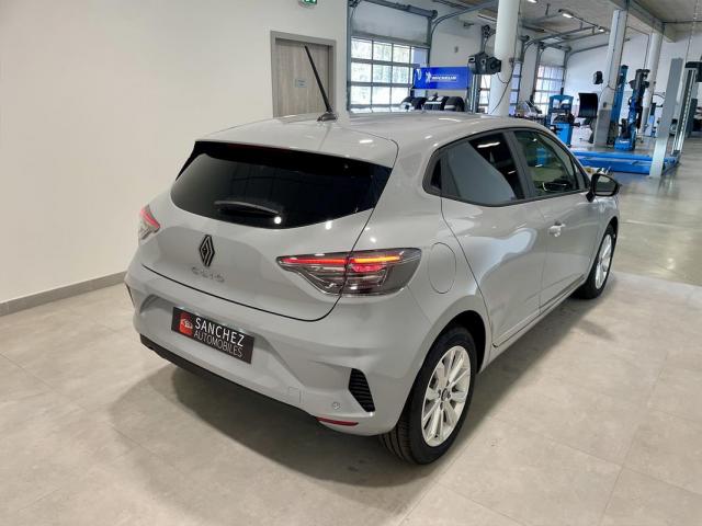 Renault Clio image 7