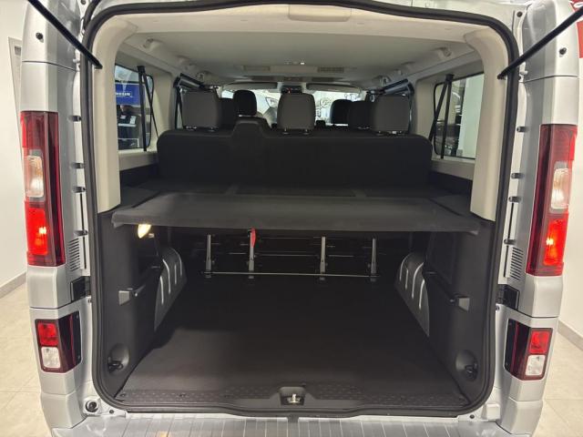 Renault Trafic image 1