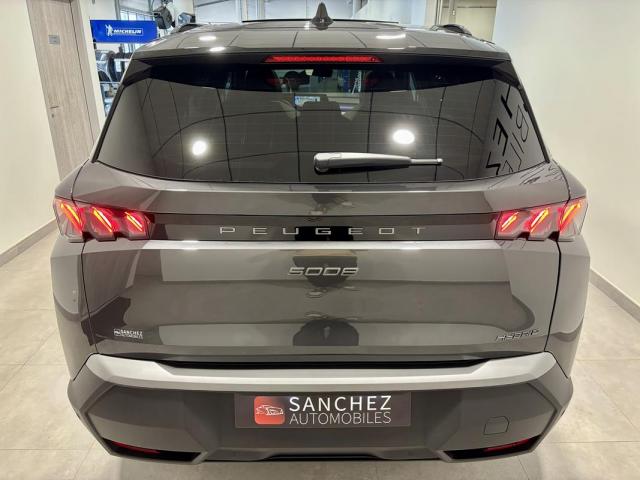 Peugeot 5008 image 4