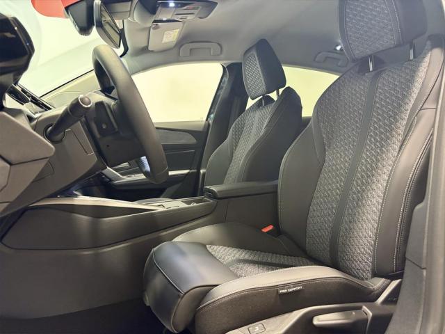 Peugeot 308 image 3