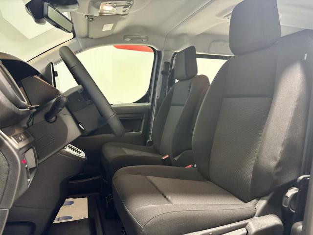 Citroen Jumpy image 9