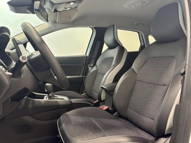 Renault Captur image 1