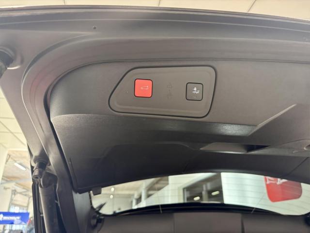 Peugeot 3008 image 3