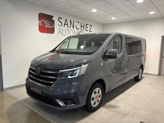Renault Trafic Iii (2) Combi L2 2.0 Dci 150 9pl Bva9 Red