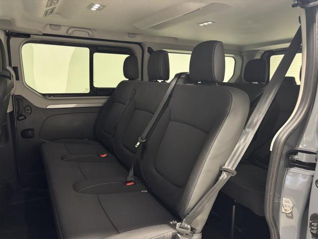 Renault Trafic image 1
