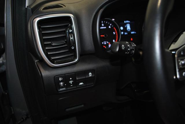 Kia Sportage image 8