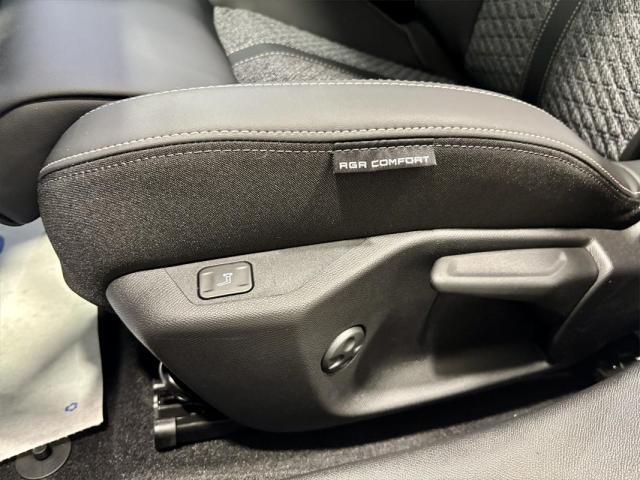 Peugeot 308 image 1