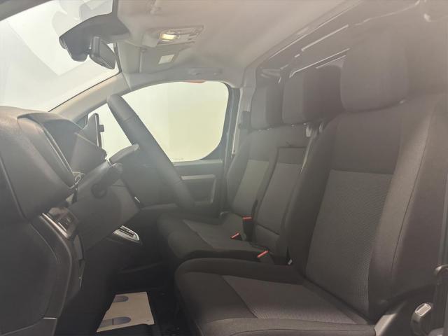Citroen Jumpy image 8