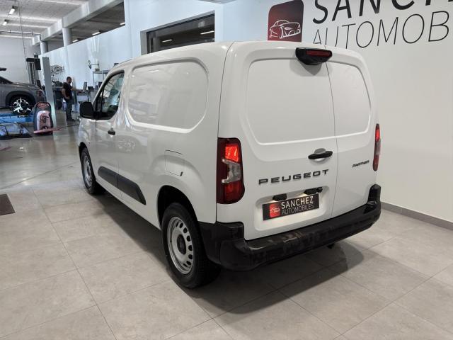 Peugeot Partner image 1