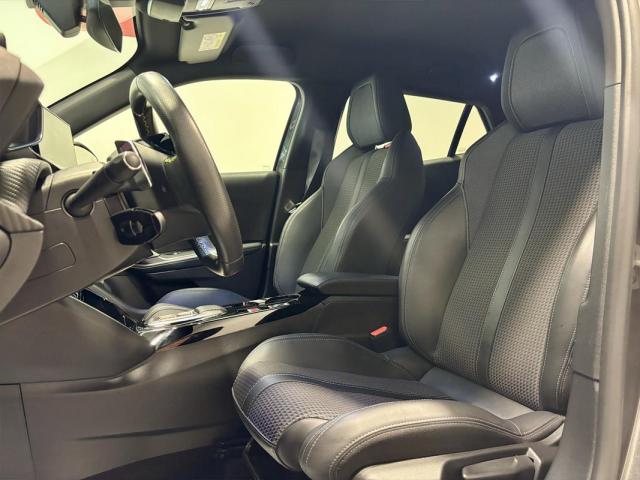 Peugeot 2008 image 5