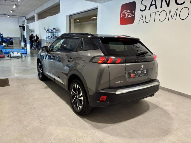 Peugeot 2008 image 8