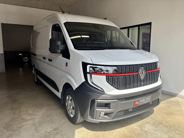 Renault Master image 8