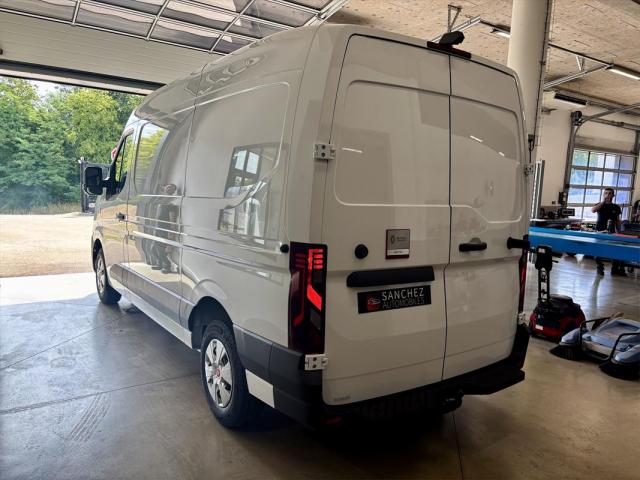 Renault Master image 7