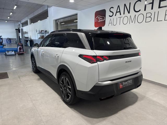 Peugeot 5008 image 4