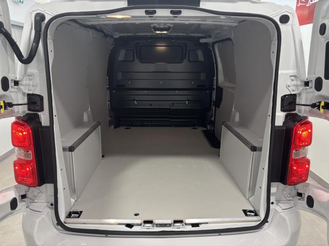 Citroen Jumpy image 7