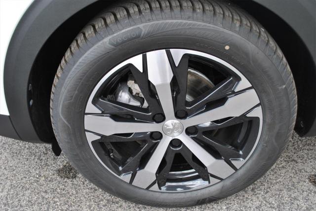 Peugeot 3008 image 8