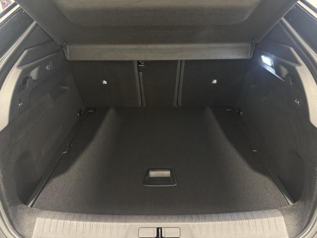 Peugeot 3008 image 2