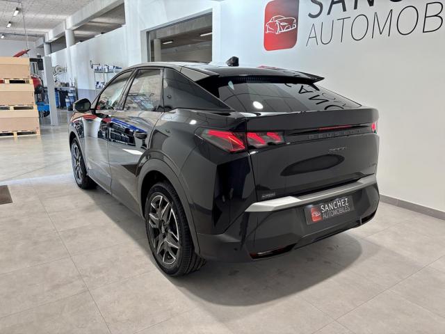 Peugeot 3008 image 1