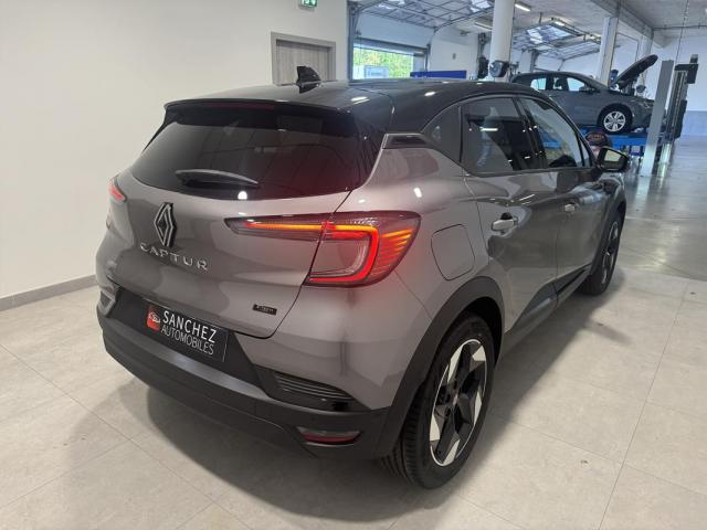 Renault Captur image 2