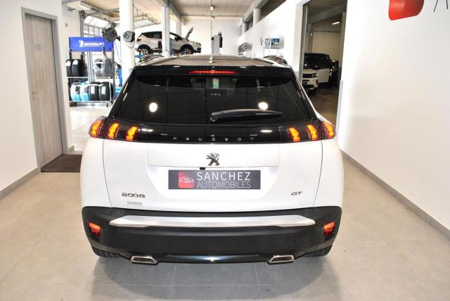 Peugeot 2008 image 8