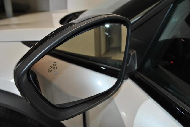 Peugeot 2008 image 5