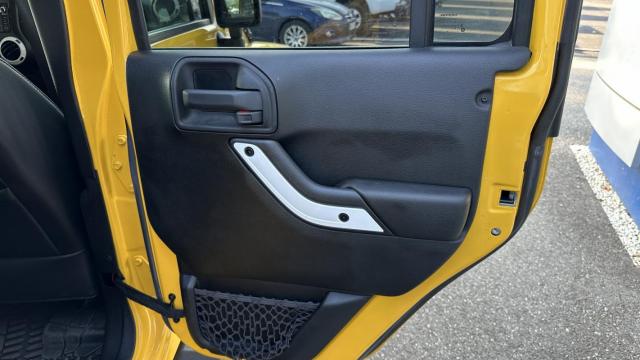 Jeep Wrangler image 5