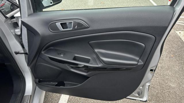 Ford Ecosport image 8