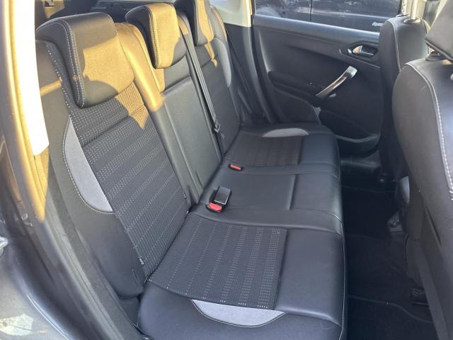 Peugeot 2008 image 2