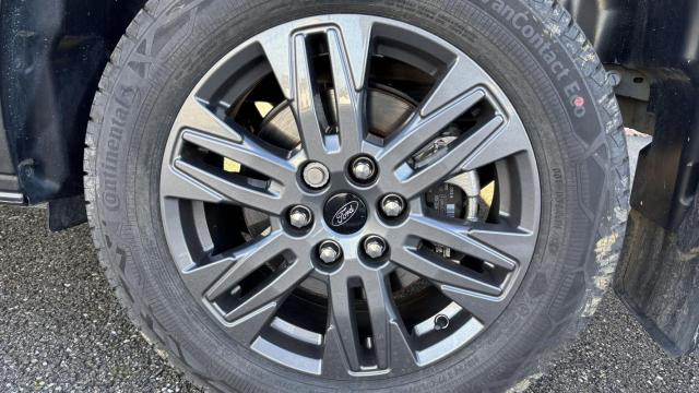 Ford Tourneo image 1