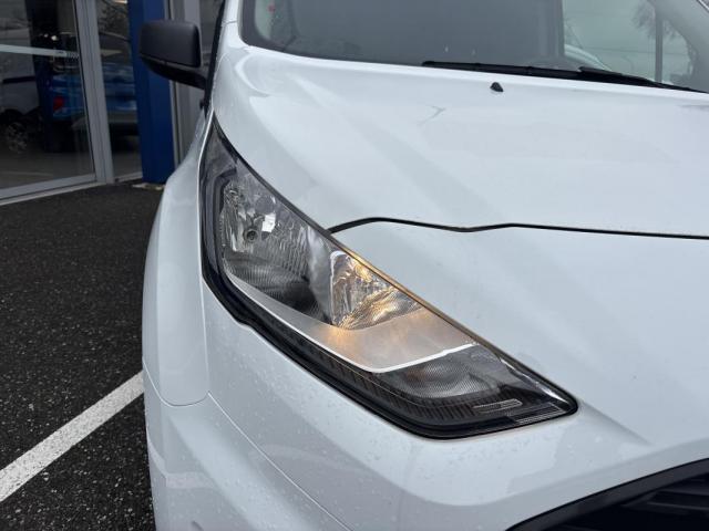 Ford Transit Connect image 4
