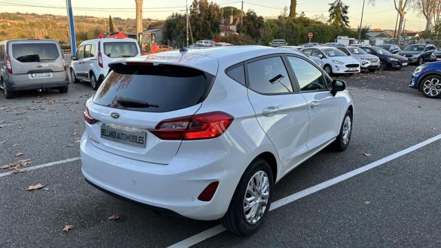 Ford Fiesta image 9