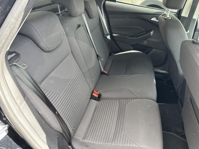 Ford Focus image 9