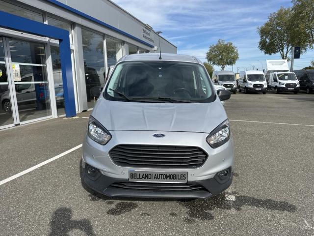 Ford Transit Courier image 6