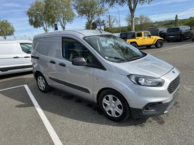 Ford Transit Courier image 7