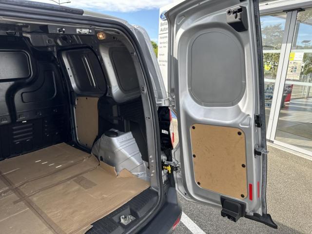 Ford Transit Courier image 1