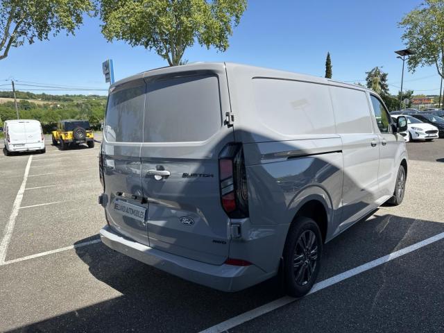 Ford Transit Custom image 4