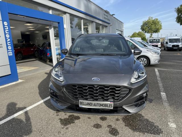 Ford Kuga image 2