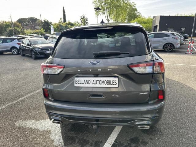 Ford Kuga image 4