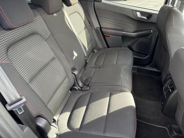 Ford Kuga image 1
