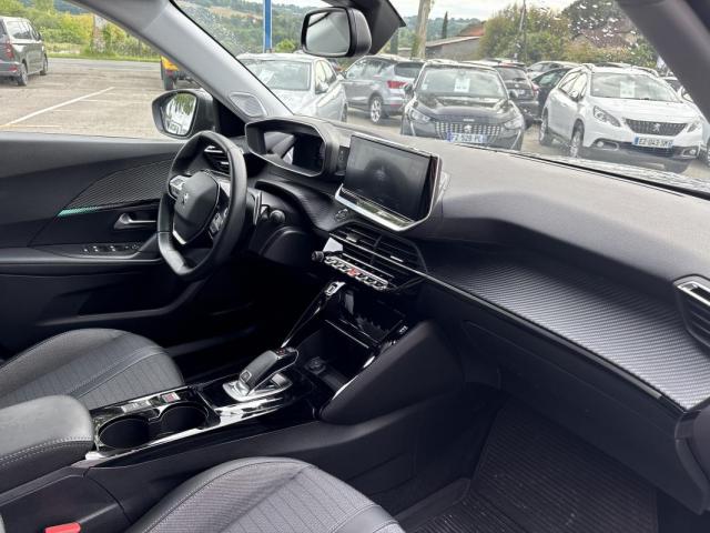 Peugeot 2008 image 1