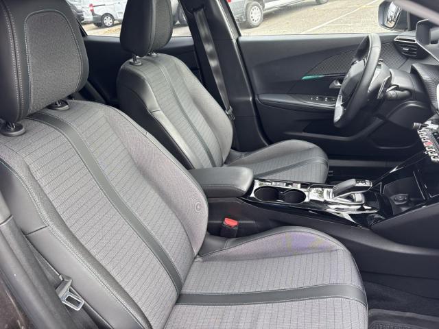 Peugeot 2008 image 3