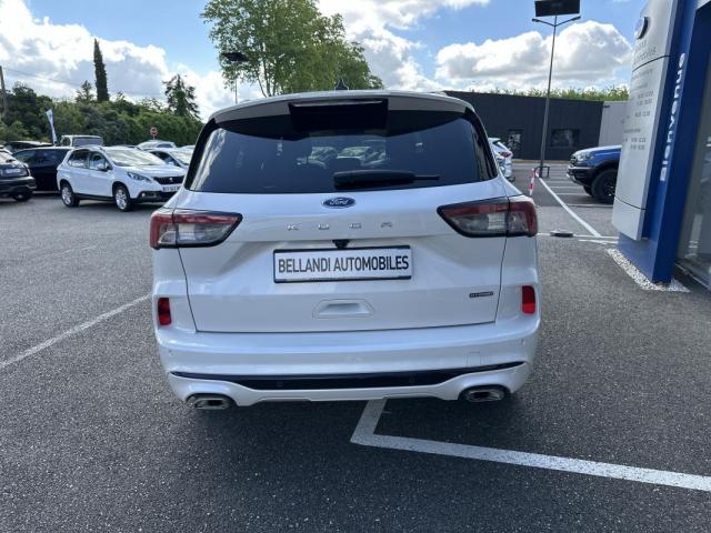 Ford Kuga image 4