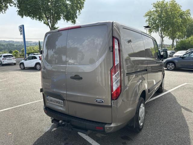 Ford Transit Custom image 3