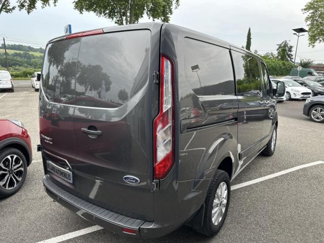 Ford Transit Custom image 8