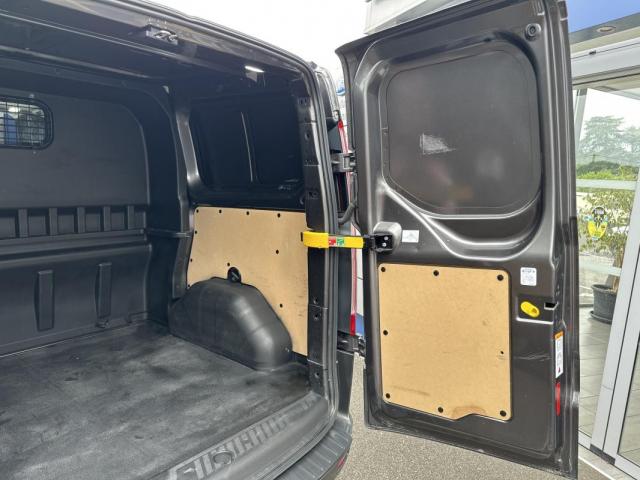 Ford Transit Custom image 4