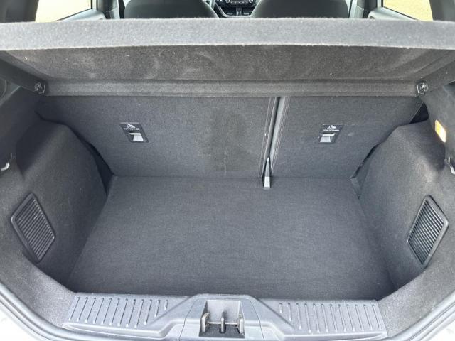 Ford Fiesta image 5
