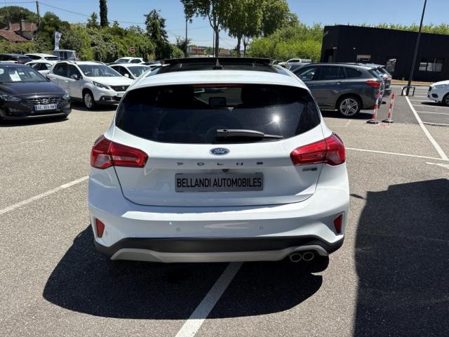 Ford Focus image 6